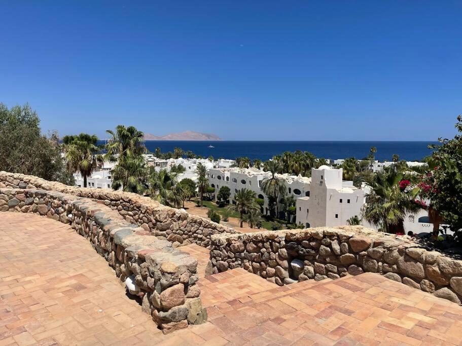 ℂoral Bay Dream - Luxury Sunset Sea View Apartment
